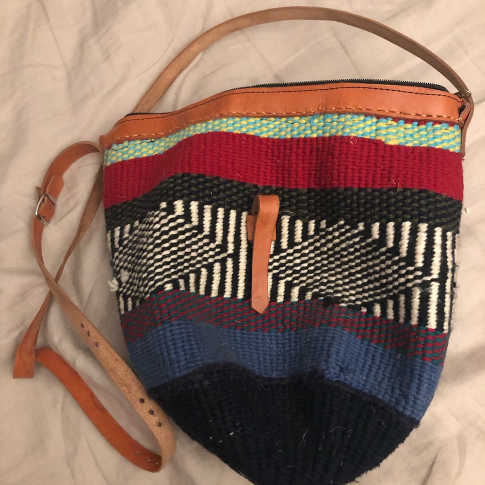 Vintage handmade knit and leather crossbody tote with zip